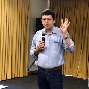 DF569D3F-147D-4BCE-A540-F261393E6540